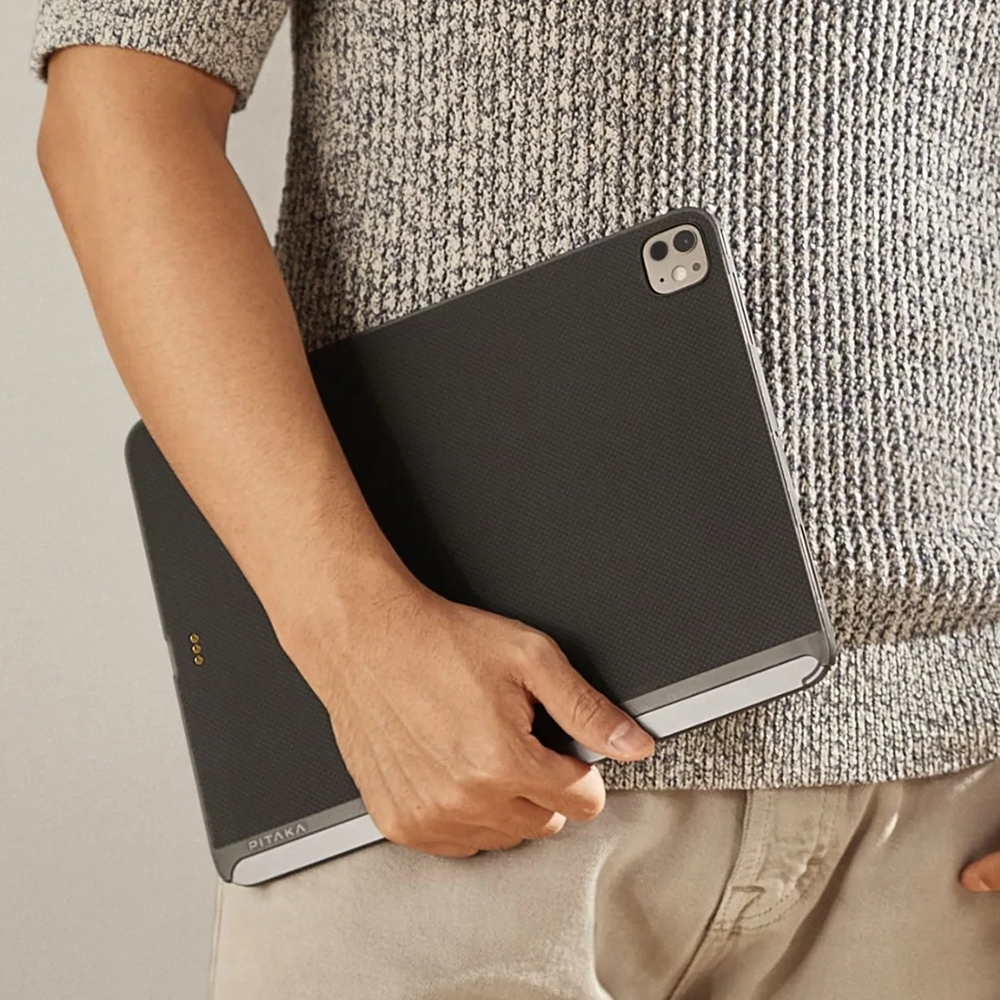 Apple iPad Pro 13 2025 M5 Kılıf Aramid Fiber Pitaka Ultra-Slim Classic Serisi Tablet Kapak - 5