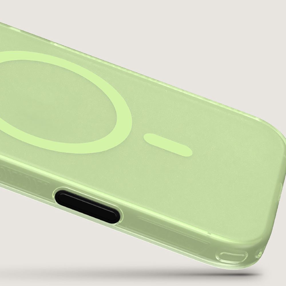 Apple iPhone 17 Case M-Safe Charging Feature Benks Lucid Armor Cover - 17