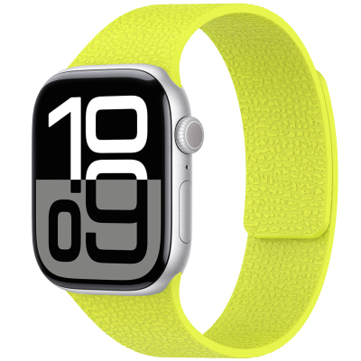 Apple Watch 10 46mm Zore KRD-136 Kabartma Desenli Silikon Kordon Açık Yeşil
