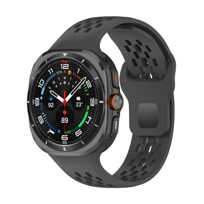 Galaxy Watch Ultra 47mm Zore KRD-119 Delikli Tasarım Silikon Kordon Siyah