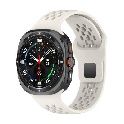 Galaxy Watch Ultra 47mm Zore KRD-119 Delikli Tasarım Silikon Kordon Starlight