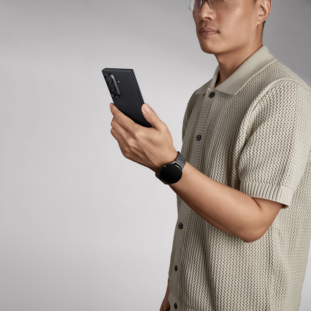 Galaxy Z Fold 7 Kılıf M-safe Şarj Özellikli 600D Aramid Fiber Pitaka Ultra-Slim Classic Serisi Black-Grey Twill Kapak - 11