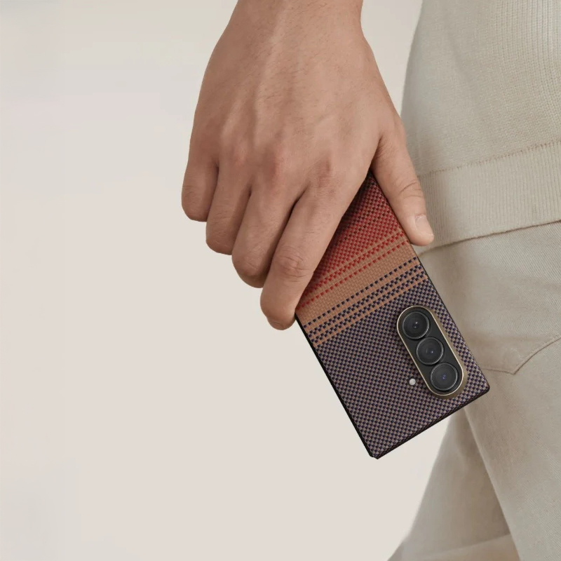Galaxy Z Fold 7 Kılıf M-safe Şarj Özellikli Aramid Fiber Pitaka Tactile Woven Sunset-Moonrise Serisi Kapak - 8