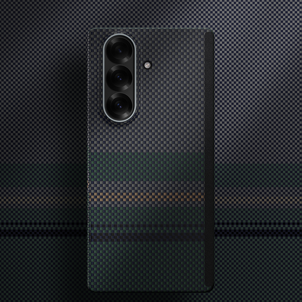 Galaxy Z Fold 7 Kılıf M-safe Şarj Özellikli Karbon Fiber Tasarımlı Benks Aurora ArmorAir Kevlar Kapak - 11