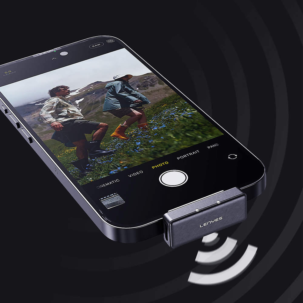 Lenyes LM209 Wireless Lapel Microphone with Lightning Port - 6