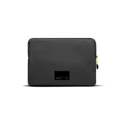 Native Union Ultralight Sleeve Series Waterproof Ripstop Fabric 14-inch Macbook Case Black