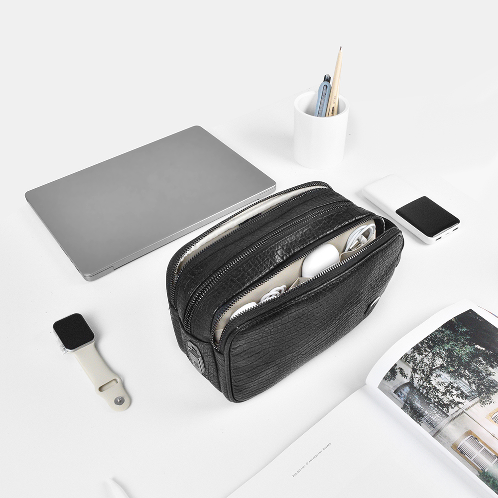 Wiwu Salem Series Fingerprint Lock Multifunctional Portable Mobile Accessory Bag - 9