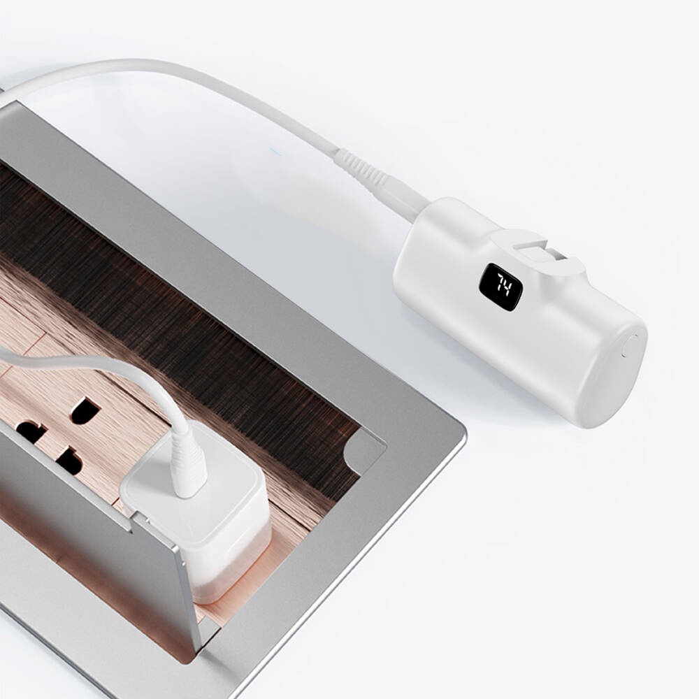 Wiwu Wi-P017 Capsule Series 2in1 Mini Portable Type-C Powerbank with Stand 5000mAh - 12