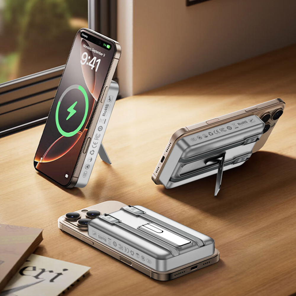 Wiwu Wi-P056 Taşınabilir Wireless Şarj ve PD Hızlı Şarj Özellikli Powerbank 15W 10000mAh - 19